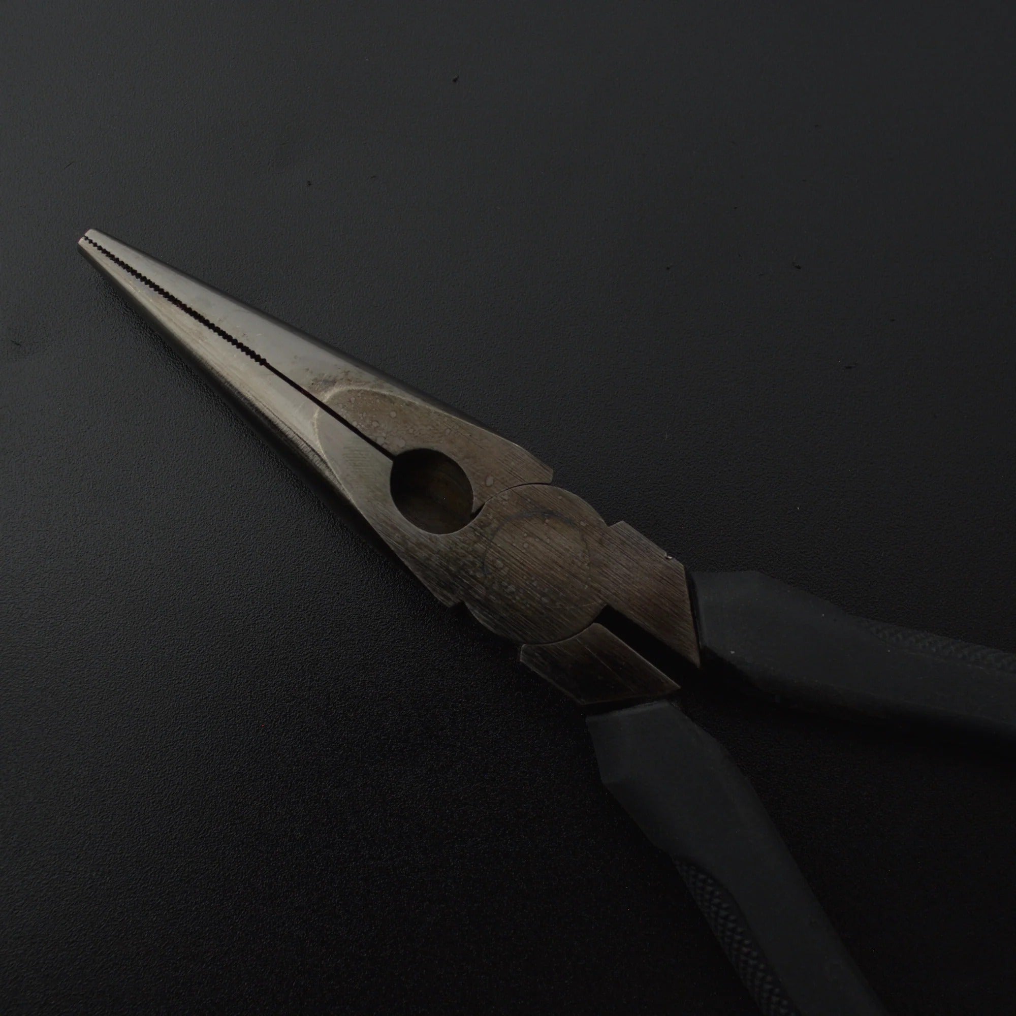 Fujiya Kurokin 350-150BG Long Nose Pliers