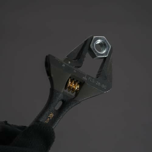 Fujiya Kurokin FLS-53-BG Lightweight Short Adjustable Wrench with Serrated Jaws