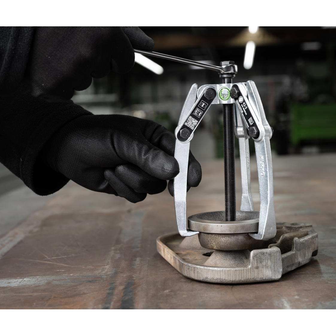 Kukko 42-0 | 3-jaw universal puller with swiveling jaws, up to 60 mm spread, 40 mm reach