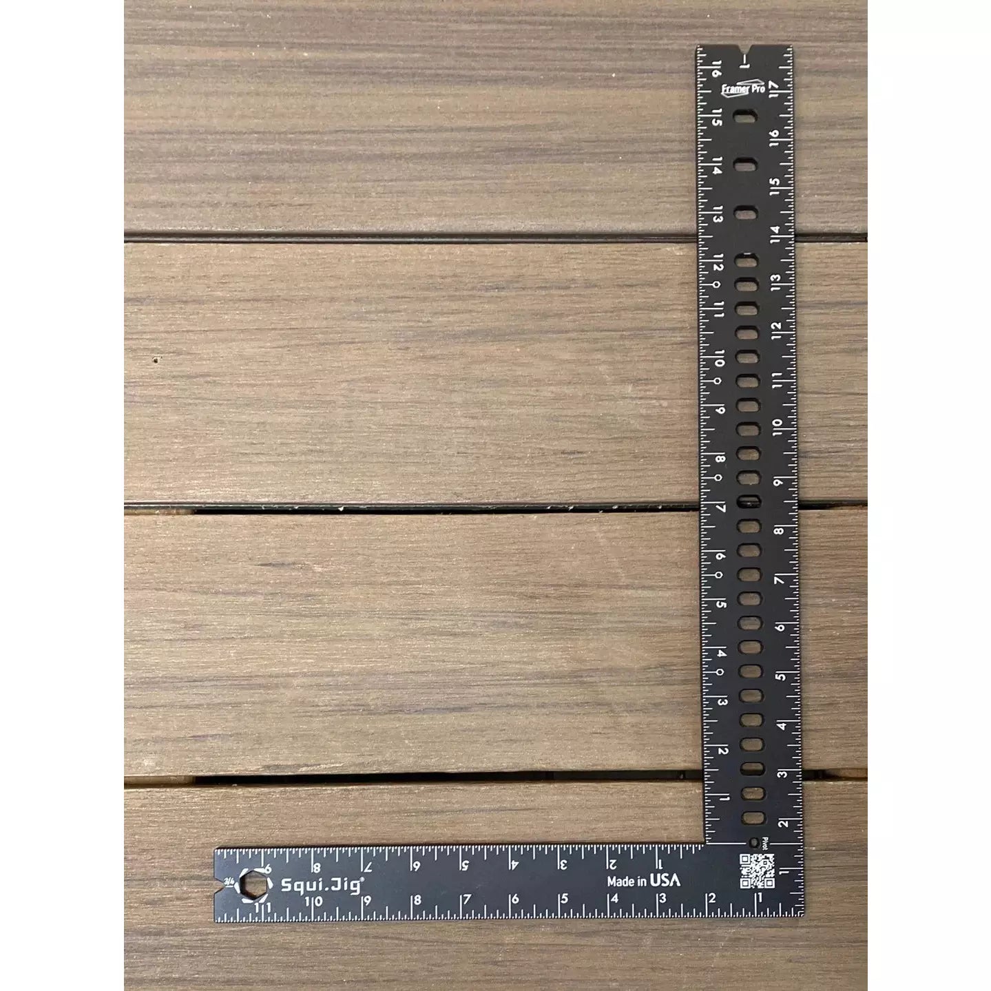 SquiJig 12 x 18 inch Framer Pro- Framing Square